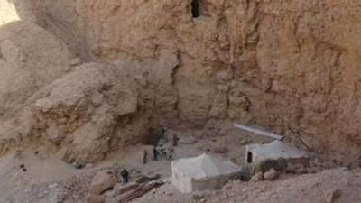 Mısır'da 3 bin 500 yıl öncesine ait firavun mezarı bulundu