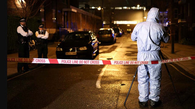 Londra'da kilise yakınında silahlı saldırı: İkisi çocuk 5 kişi yaralandı