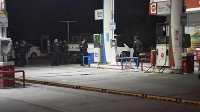 Adana'da akaryakıt istasyonuna silahlı saldırı: Bir ölü