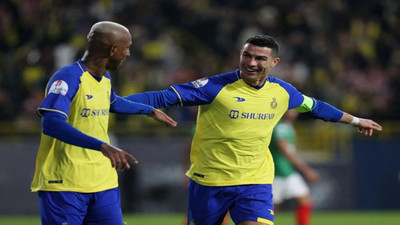 Ronaldo ilk kez Al Nassr forması giydi, maçın yıldızı Talisca oldu