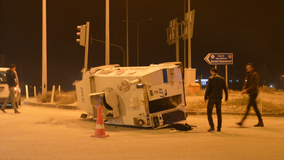 Doğubeyazıt'ta zırhlı polis aracı devrildi