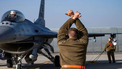 27 senatörden Biden'a mektup: 'Türkiye, İsveç ve Finlandiya'nın NATO üyeliğini onaylayana kadar F-16 satmayın'