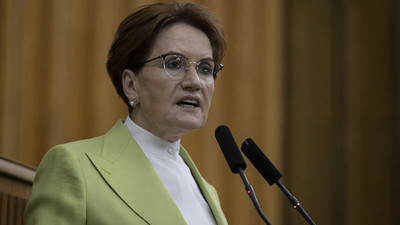 Elindeki belgeleri paylaşan Akşener: AFAD son 14 aydır yeterli malzeme alımı yapamadı