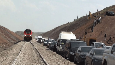 Çin'den bineceğiz Londra'da ineceğiz