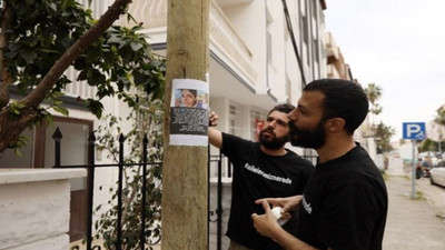 Enkazda ve hastanelerde bulamadıkları yakınlarını sokak sokak arıyorlar: #ailelerimiznerede