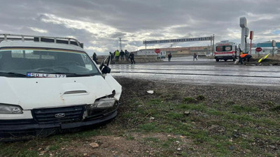 Nevşehir'de kamyonet ile otomobil çarpıştı: 9 yaralı