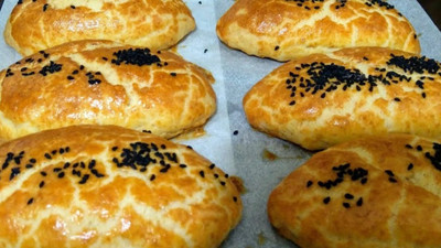 Peynirli Poğaça yaparken deneyin. Pastacılar poğaçayı lezzetlendirmek için kullanıyor