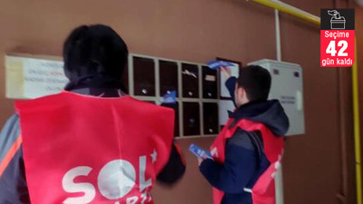 Bildiri dağıtan Sol Partili dört kişi gözaltına alındı, gerekçe olarak 'Cumhurbaşkanına Hakaret' içerdiği iddia edildi
