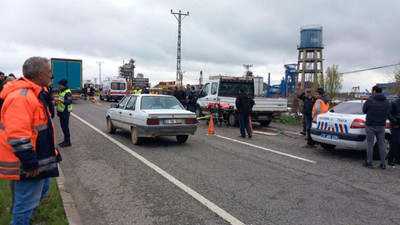 Diyarbakır'da yol çalışması yapan işçilere araç çarptı: Üç ölü, bir yaralı