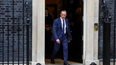 Zorbalık soruşturması: İngiltere Başbakan Yardımcısı Raab istifa etti