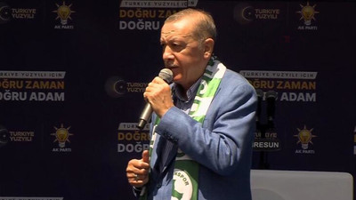 Erdoğan: Sizler ne soğana ne patatese liderinizi kurban etmezsiniz