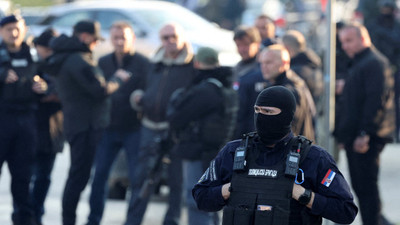Sırbistan'da iki günde ikinci toplu silahlı saldırı: Belgrad yakınlarında sekiz kişi öldürüldü, 14 yaralı