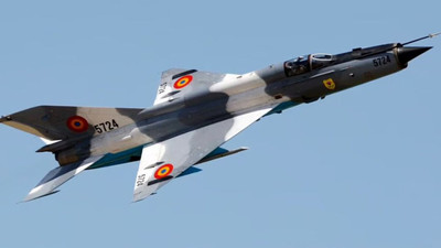 Hindistan: 'Uçan tabut' MİG-21 yerleşim yerine düştü, en az üç ölü