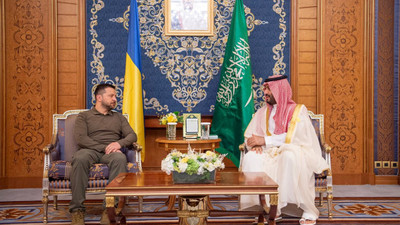 Zelenskiy, Suudi Arabistan Veliaht Prensi Bin Selman ile görüştü