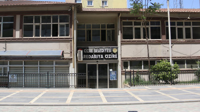 Üçüncü kez satılığa çıkarılmıştı: Kayyım belediye binasını sattı