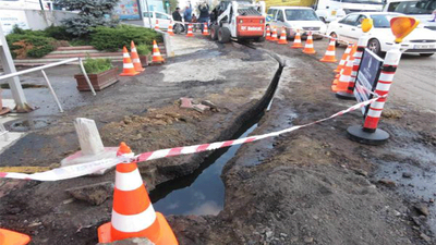 Belediye NATO petrol hattını deldi