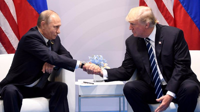 Trump ve Putin bir araya geliyor