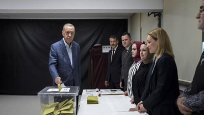 Erdoğan: Sonuçlar kesinleşinceye kadar tüm kardeşlerimi sandıklara sahip çıkmaya davet ediyorum