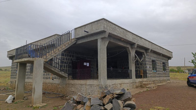Urfa’da seçim sandığı mahalle muhtarının evine kuruldu: Oy kullanımına izin verilmiyor iddiası