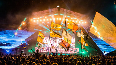 Mysterious Group at Glastonbury Festival: No Digital Trace Found for 'ChurnUps'
