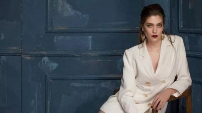 Jekyll & Hyde müzikalinde yeni başrol oyuncusu Öznur Serçeler oldu