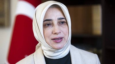 Akit yazarı AKP Milletvekili Özlem Zengin'i hedef gösterdi: 'Ak Parti bu tür arızalardan silkinmelidir'