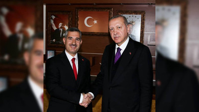 Depremde konutları hasar gören AKP'li belediye başkanı Mehmet Çınar'dan savunma: Kaza yapacağız diye trafiğe çıkmayalım mı?