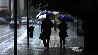 Tarih verildi: Kuvvetli hava olayları İstanbul'a yaklaşıyor
