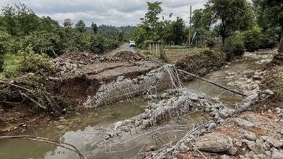 Ordu'da sağanak: Dere taştı, ev ve iş yerlerini su bastı