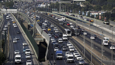 Bayram tatili sonrası İstanbul’da trafik yoğunluğu