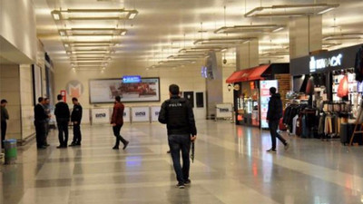 Metro durağında unutulan çanta fünyeyle patlatıldı