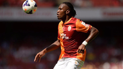 Drogba futbola veda ediyor