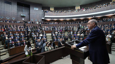 Erdoğan'dan AKP kurmaylarına 'Sahayı boş bırakmayın' talimatı: Ekimde kampa girecekler