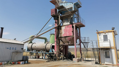Kars'ta üzerlerine sıcak zift dökülen üç işçi yaralandı