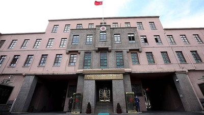 Yalova'da askeri eğitim uçağı acil iniş yaptı: İki pilot hastaneye kaldırıldı
