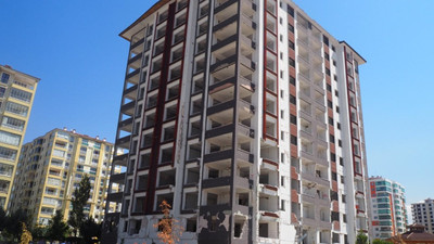 Malatya'da yıkım ihalesini kazanan firma sitedeki her şeyi söküp aldı
