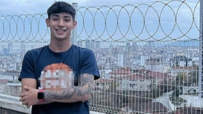 Berberdeki kavgada yumrukla yere yığılıp öldü