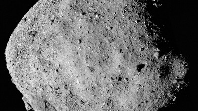 NASA'nın ilk asteroit örneğini taşıyor: Uzay aracı OSIRIS- REx Dünya’ya geri dönüyor