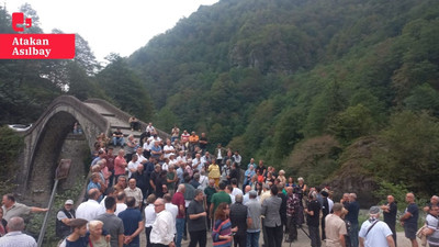 Arhavi'de HES ve taş ocağı protestosu: 'Şimşir ağaçları kuruyor, doğa yok ediliyor'