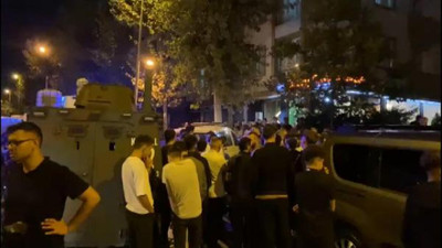 Esenyurt'ta bir kafede boğazından bıçaklanan kişi öldü