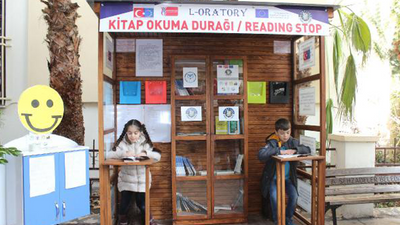 Kitap okuma durağı açtılar