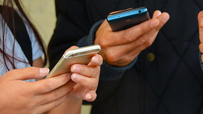 Öğrencilere vergisiz telefon ve bilgisayar desteğinin detayları Resmi Gazete'de
