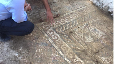 Maraş'ta yapılan kazıda, 1500 yıllık kilise mozaiği bulundu
