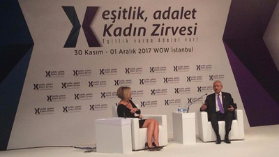 Kılıçdaroğlu kadın zirvesinde zor anlar yaşadı