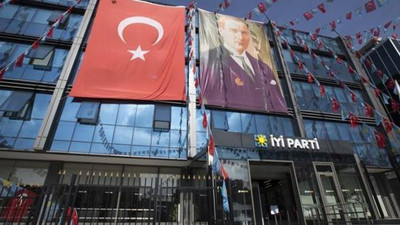 İYİ Parti'de istifa dalgası: İzmir Büyükşehir Belediyesi'nden İYİ Partili Sevinç istifa etti