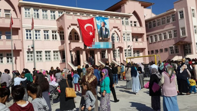 İddia: Denizli'de okul müdürü, bağış parasını dövize çevirip kendi hesabına attı