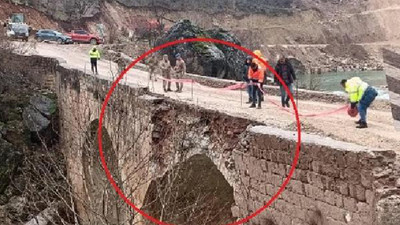 Diyarbakır'da viyadük yapımında dinamit kullanıldı: Tarihi Taşköprü zarar gördü