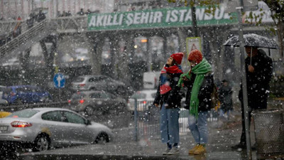 Perşembe günü soğuk hava etkili olacak: İstanbul'a yağmur, Ankara'ya kar geliyor