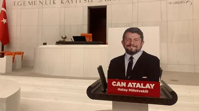 Ahmet Şık, Meclis'te Can Atalay'ın mektubunu okudu: 'Ülke bir Anayasa’ya göre mi yönetiliyor?'