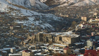 Bitlis'te gösteri yürüyüşü ve açık hava toplantıları 4 gün süreyle yasaklandı